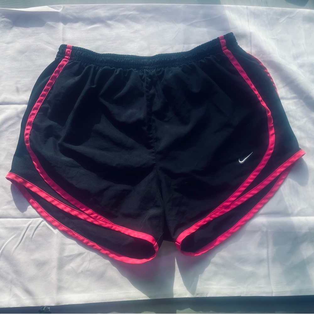 Nike Dri-Fit Running Shorts High-Rise Elastic Waist Pull-On Black Pink Size S